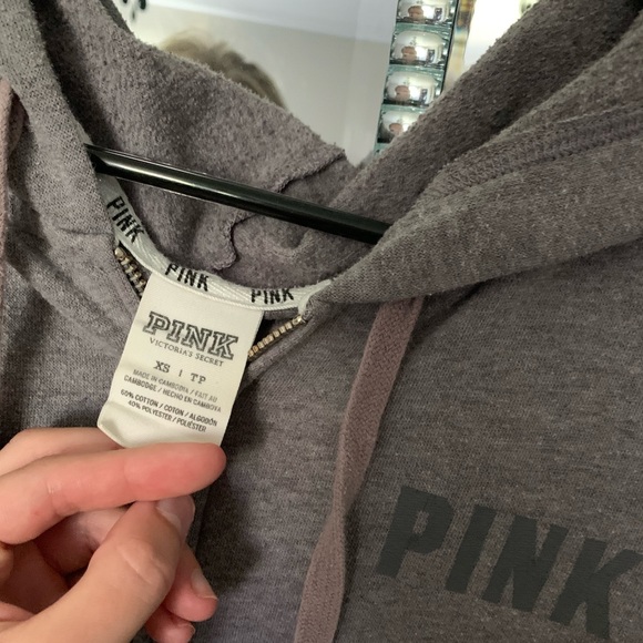 Victoria secret pink sweatshirt - Picture 2 of 3